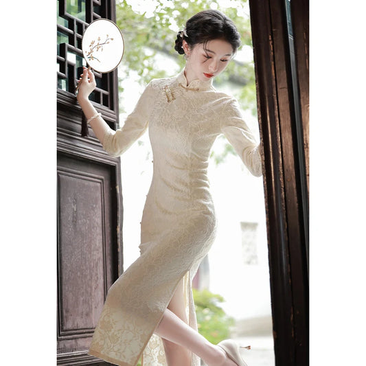 2025 Improved Cheongsam Elegant White Lace Engagement Dress for Young Girls Classy Style for Spring Traditional Chinese Clothing